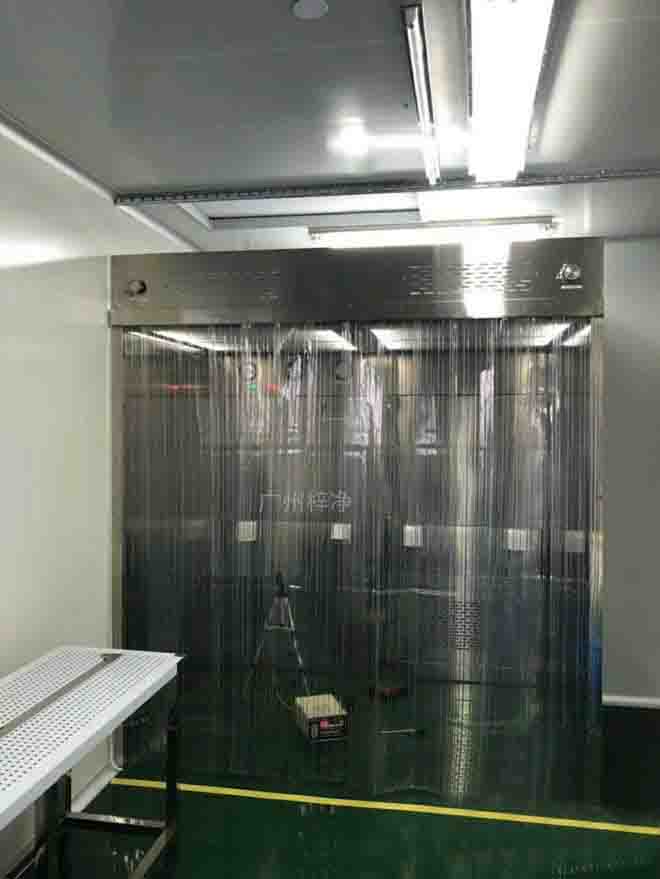 負壓稱量罩結(jié)構圖由初效、中效、高效、風機等部件組成