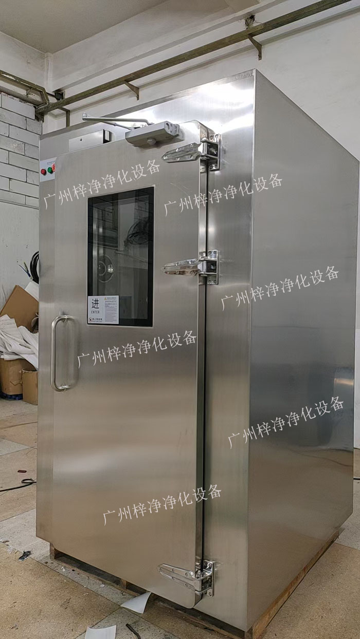 高端滿(mǎn)焊接風(fēng)淋室產(chǎn)品外觀